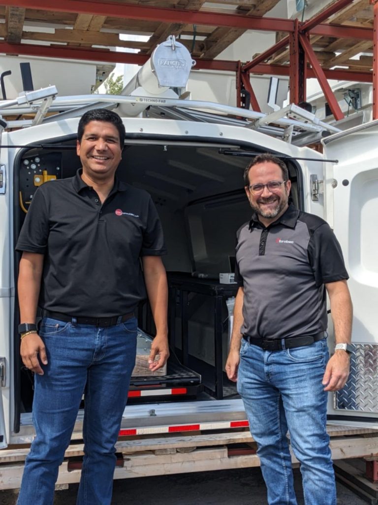 Sergio Sanchez et Etienne Bouchard